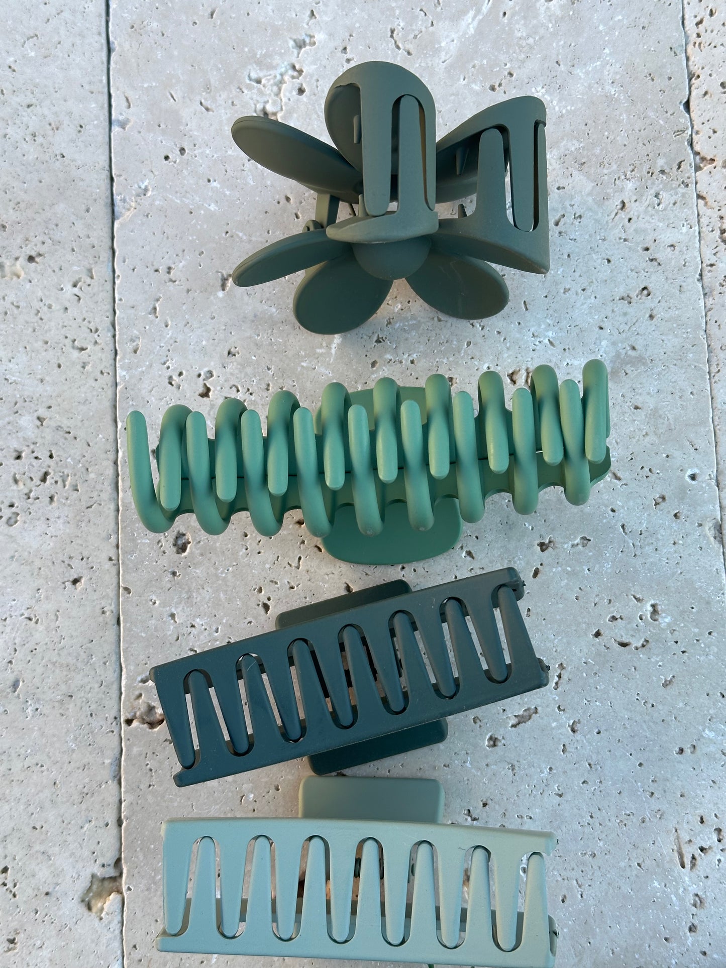 4Pcs Hair Clips for Teens/Moms | JA.VA.NAH