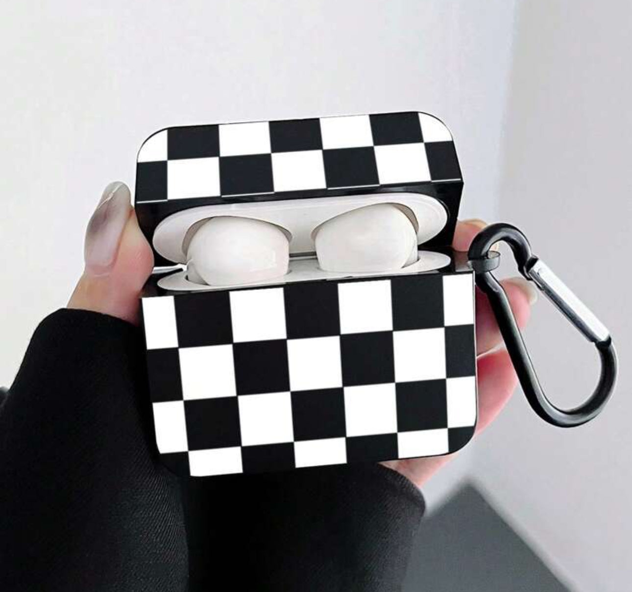 Black/ White Earphone AirPods Case | JA.VA.NAH