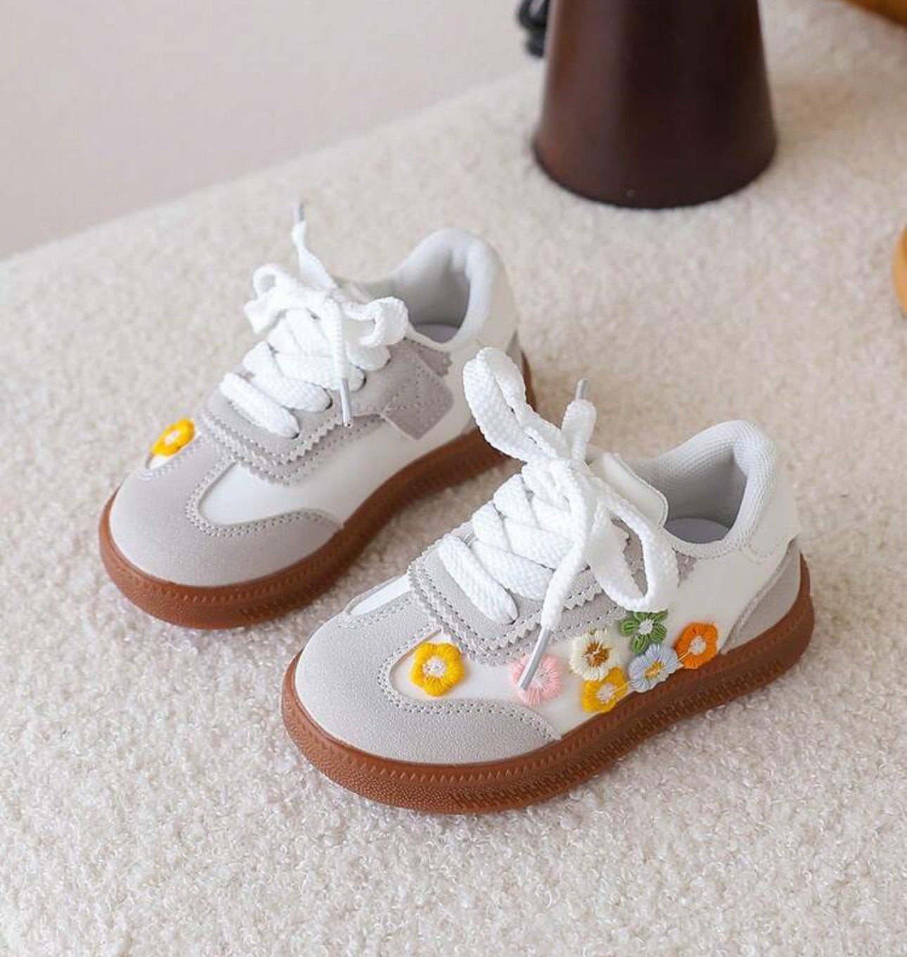 Toddler Girls Flower Decor Sneaker
