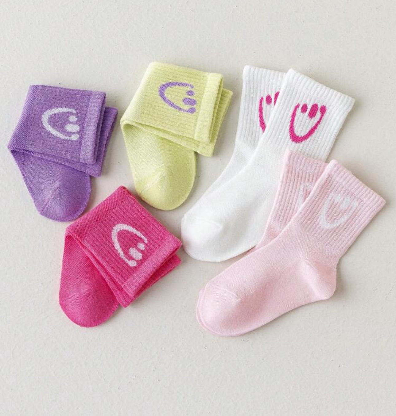 5 Pairs of Smile Socks