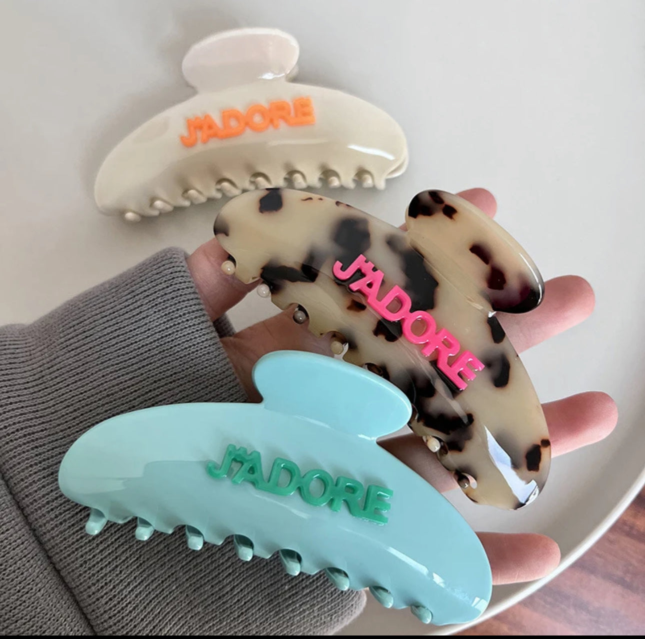 1PC Hair clips for mommy and me | JA.VA.NAH