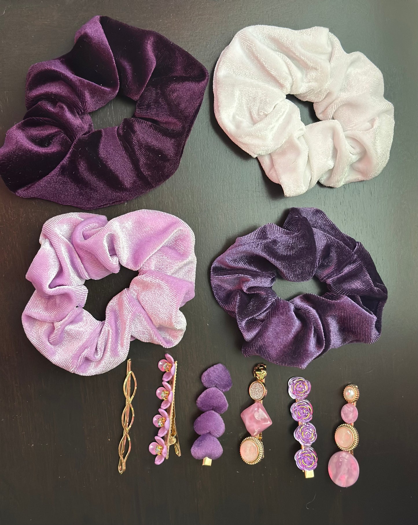 4pcs Velvet Hair scrunchies | JA.VA.NAH