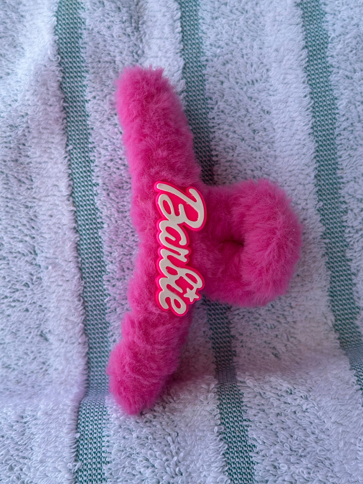 Pink Soft jumbo Hair Clips | JA.VA.NAH