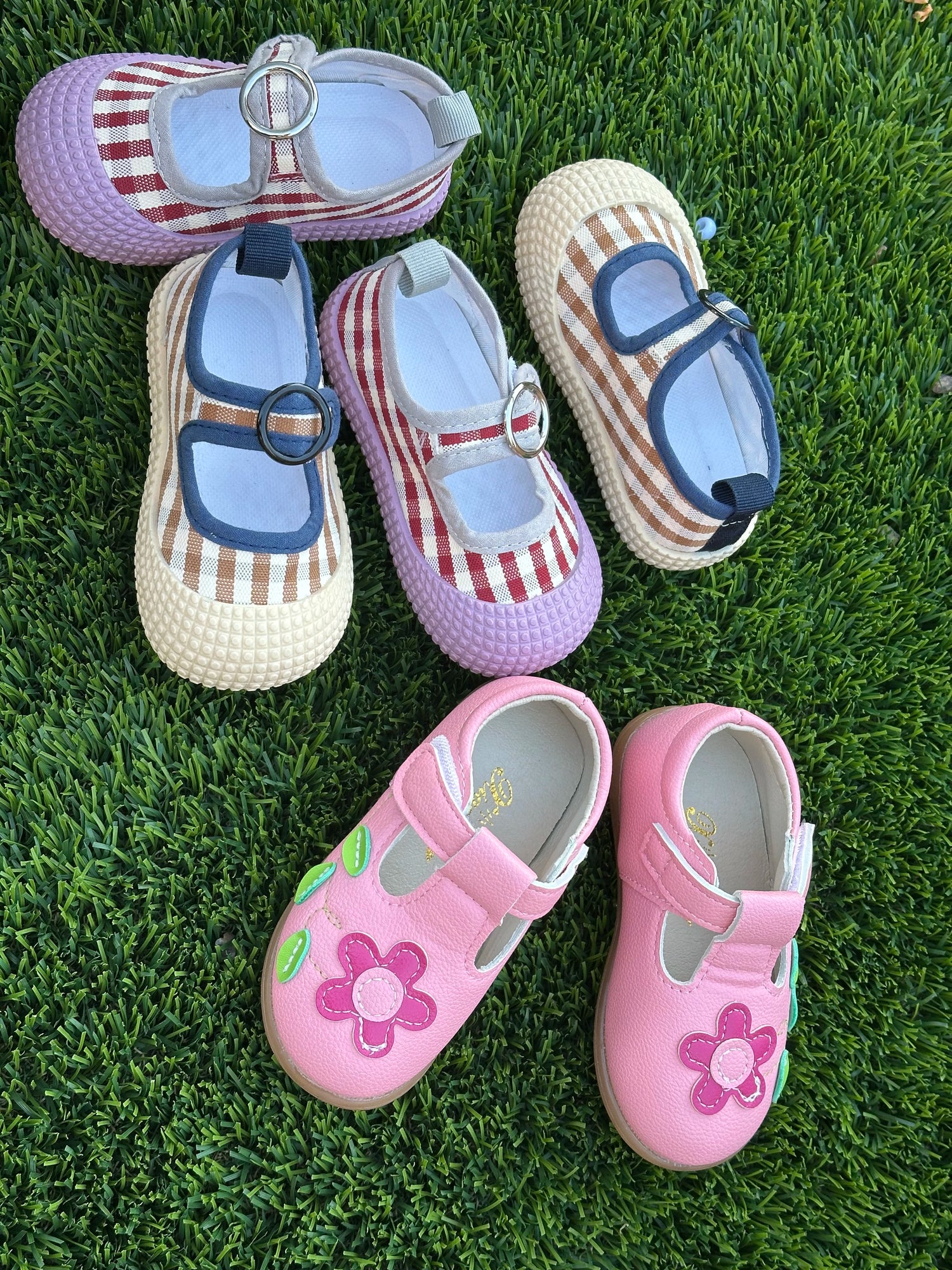 Girls shoes