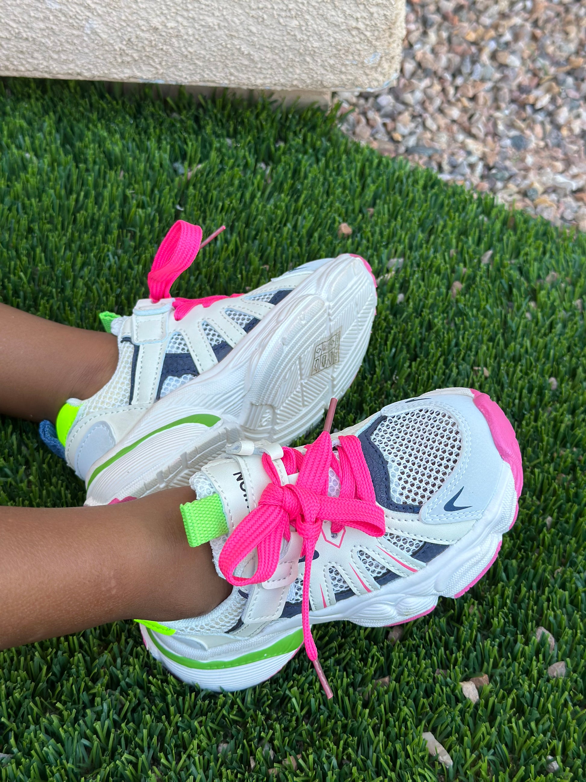 Kids Mesh Sneaker for toddler/youth girls | JA.VA.NAH