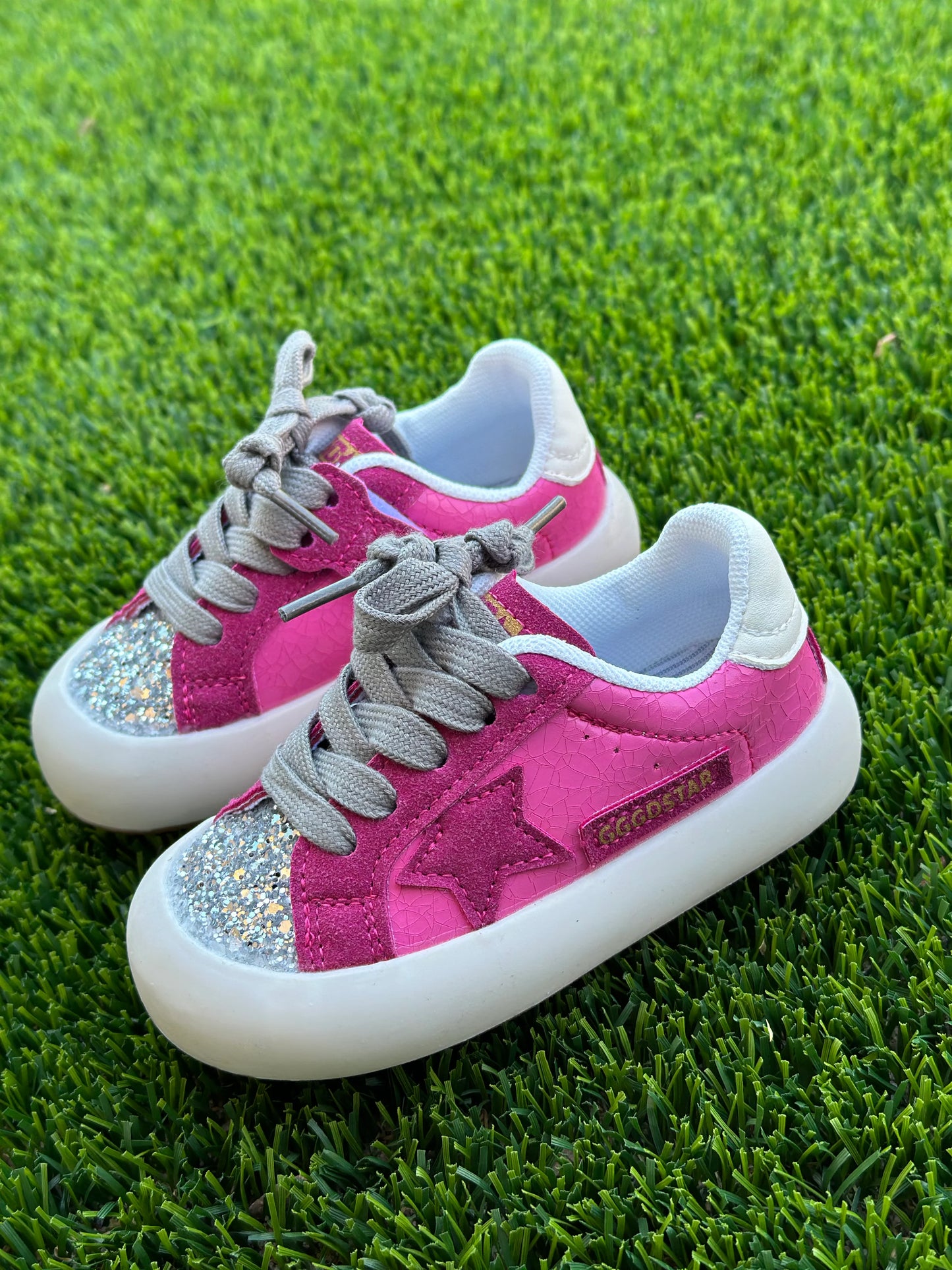 Ava Star Leather sneaker