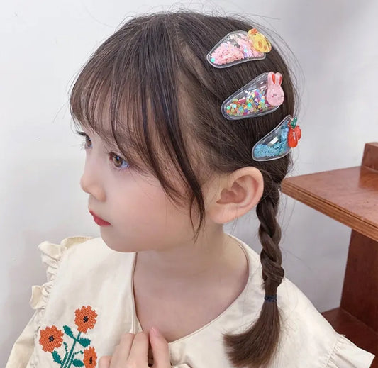 Little girls cartoon hairpins