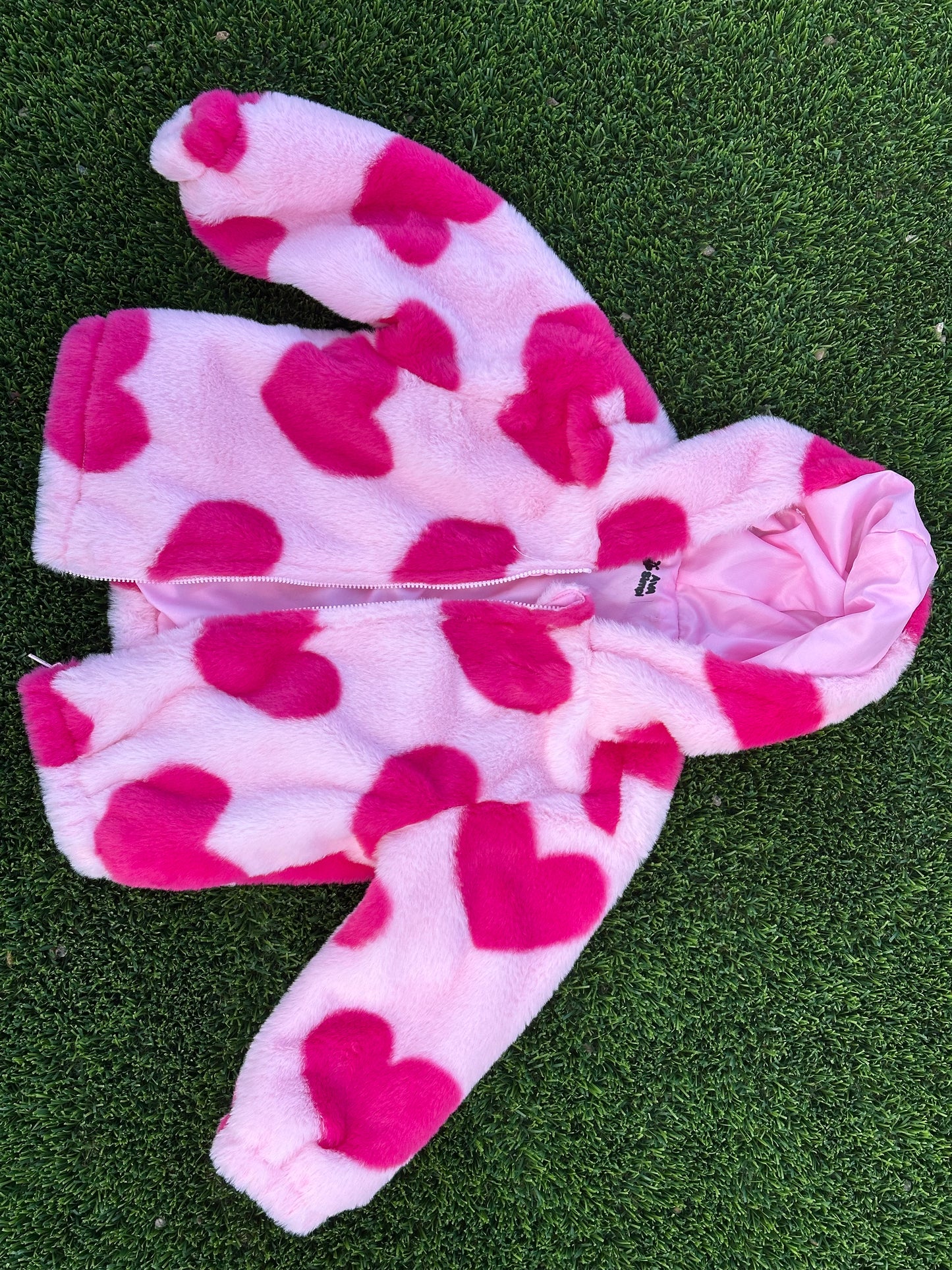 Mommy/Baby Matching Heart Sweaters | JA.VA.NAH