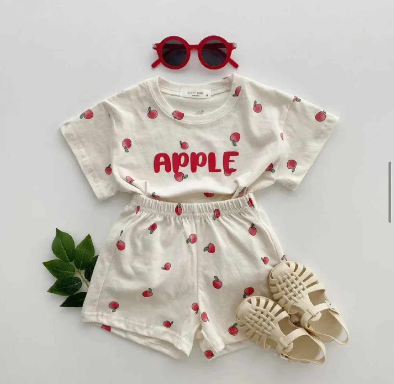 2PCS Apple sets for girls