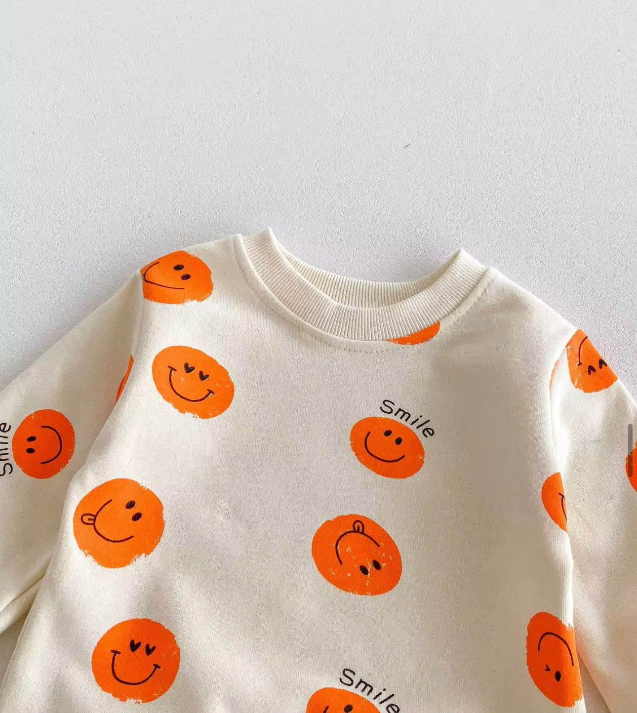 2 Pcs sets smiley face Long sleeve sweatshirt and pants