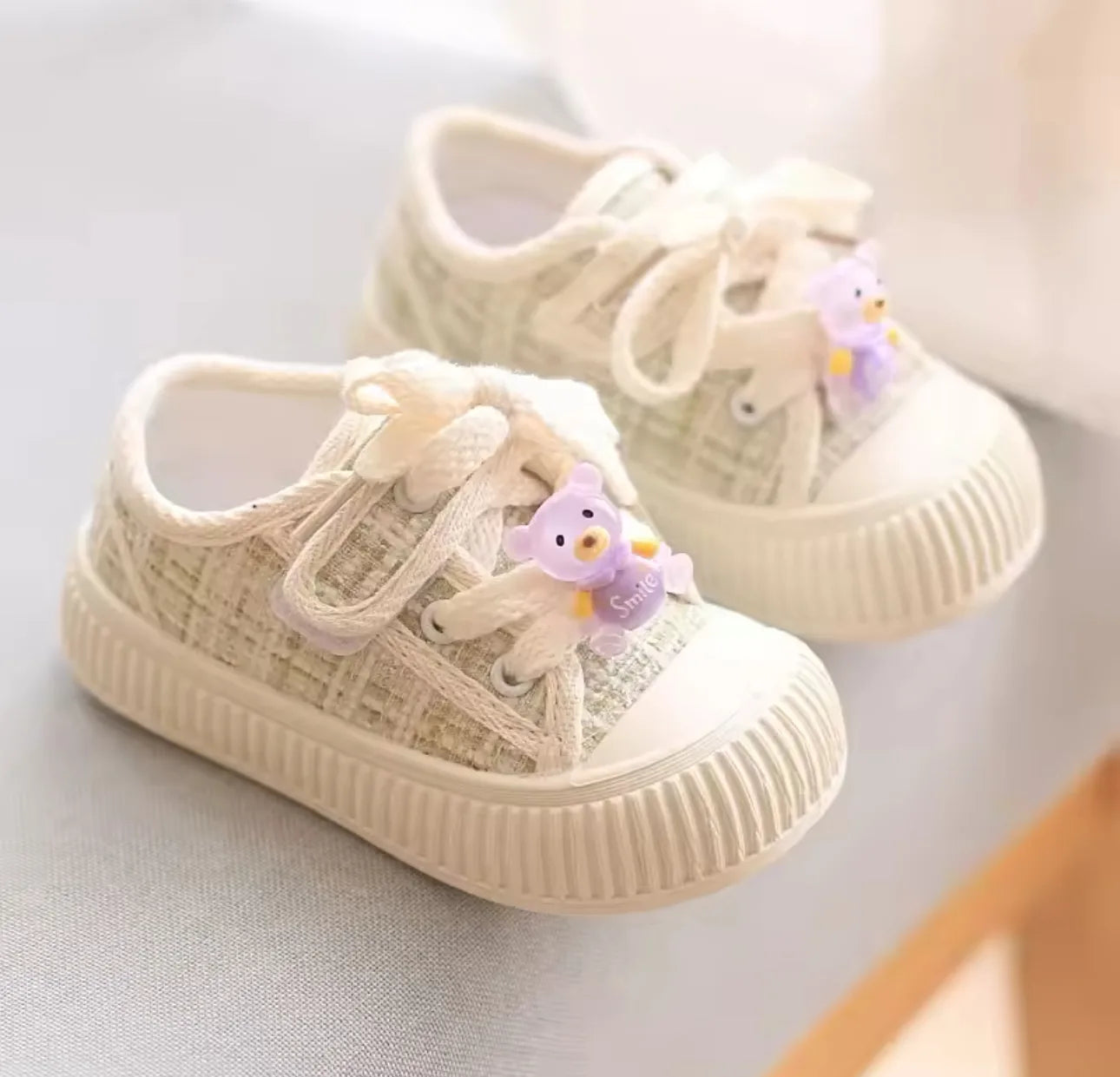 Canvas casual sport shoes for girls