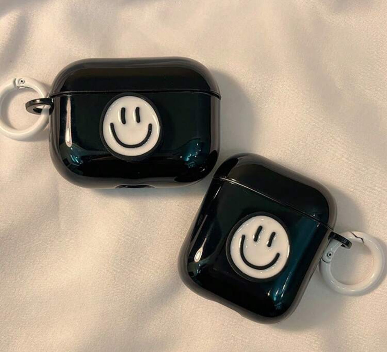 Smile Airpods Case