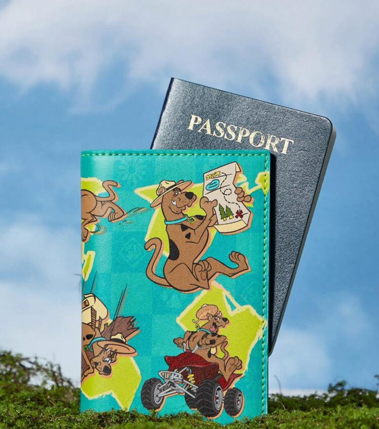Scooby Passport Holder | JA.VA.NAH