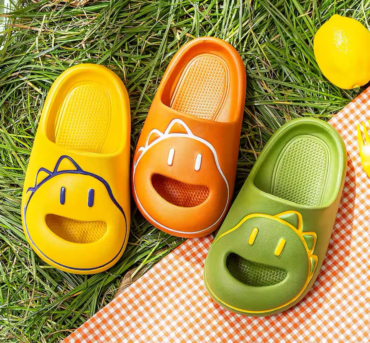 ÅVA Unisex Smile Cartoon Summer Sandals