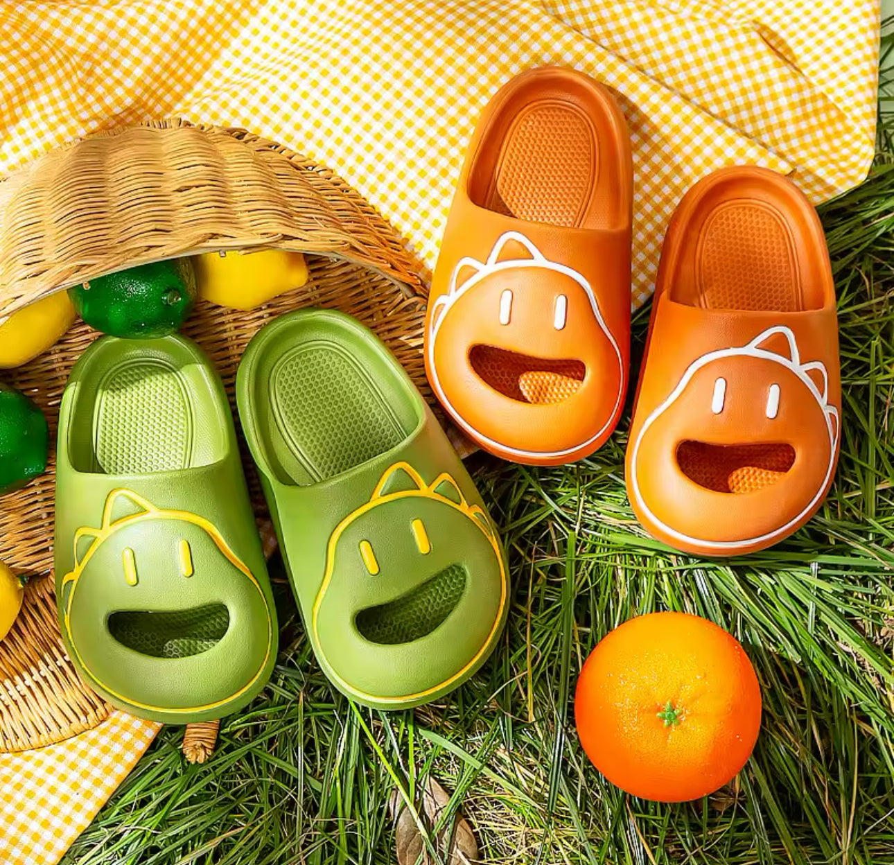 ÅVA Unisex Smile Cartoon Summer Sandals