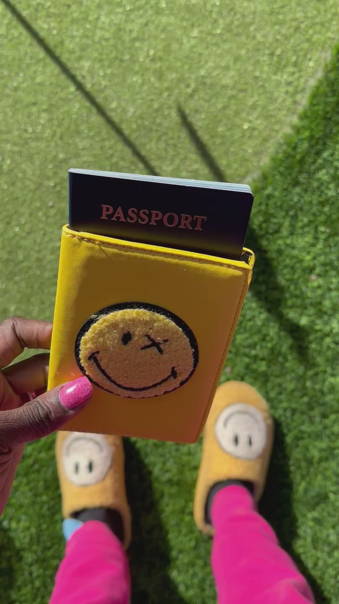 Smiley `Passport Holder | JA.VA.NAH